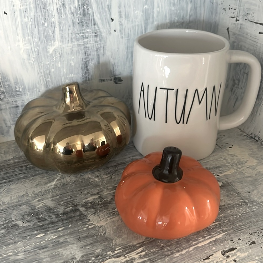 Rae Dunn AUTUMN mug